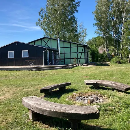 Im Teichland Hotel *